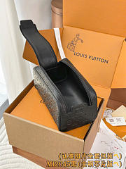 Kitlife Louis Vuitton Dopp Kit Bag Black M12645 28x15x16.5cm - 2