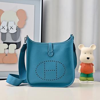 Kitlife Hermes Clemence Evelyne PM Bag Blue 29x30x8cm