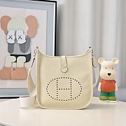 Kitlife Hermes Clemence Evelyne PM Bag White 29x30x8cm - 1