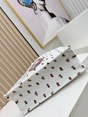 Kitlife Dior Medium Book Tote With Strap Roses Embroidery 36x27.5x16.5cm - 3