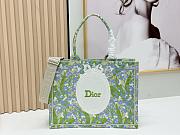 Kitlife Dior Medium Book Tote with Strap Multicolor Lily of the Valley Embroidery with Dior Médaillon 36x27.5x16.5cm - 1