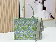 Kitlife Dior Medium Book Tote with Strap Multicolor Lily of the Valley Embroidery with Dior Médaillon 36x27.5x16.5cm - 5