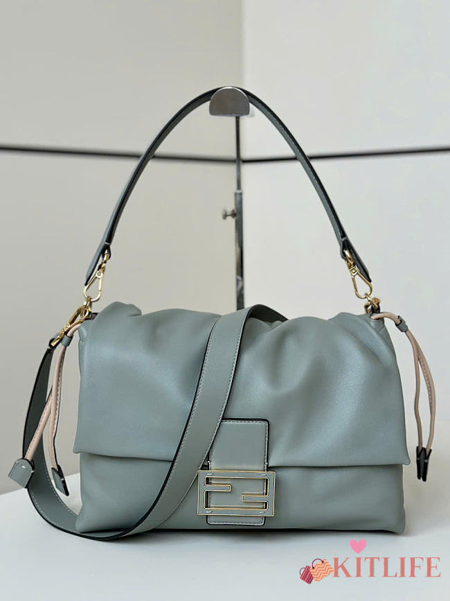 Kitlife Fendi Mamma Baguette Bag Light Blue 31.5x12x22cm - 1