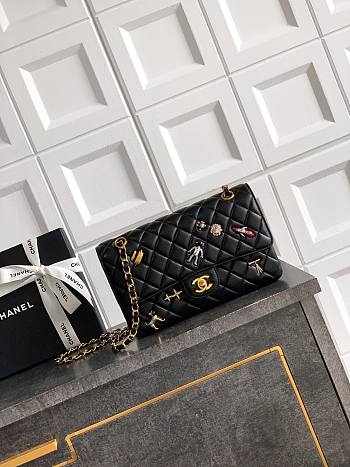 Kitlife Chanel Classic Flap Bag Black Sheepskin, Glass enamel, Gemstones, Silver & gold-colored Metals  15.5x25.5x6.5cm