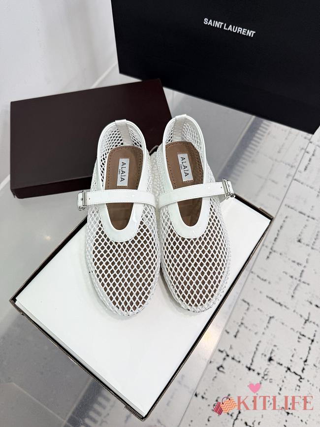 Kitlife Alaia 25SS Flat White Patent Leather Mesh Ballet Shoes - 1