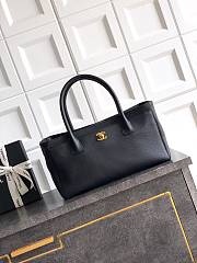 Kitlife Chanel Cerf Small Tote Bag Black Gold Hardware 17.5x32x13cm - 1