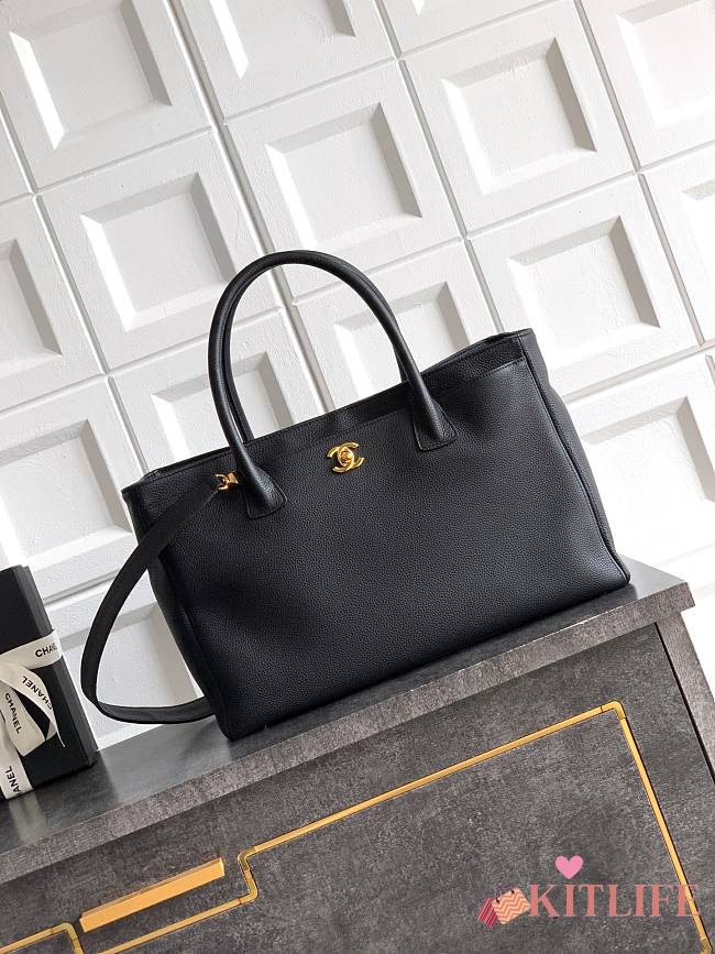 Kitlife Chanel Cerf Large Tote Bag Black Gold Hardware 24x36x14cm  - 1