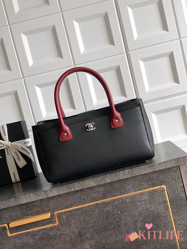 Kitlife Chanel Cerf Small Tote Bag Black & Red Silver Hardware 17.5x32x13cm  - 1