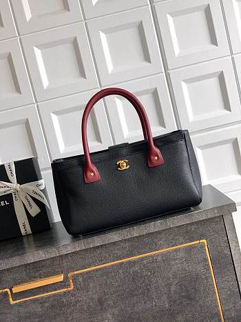 Kitlife Chanel Cerf Small Tote Bag Black & Red Gold Hardware 17.5x32x13cm