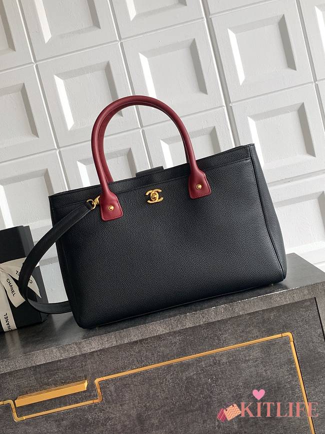 Kitlife Chanel Cerf Large Tote Bag Black & Red Gold Hardware 24x36x14cm - 1