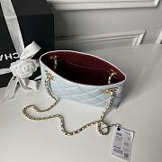 Kitlife Chanel Small Shopping Bag White Lambskin & Gold-Tone Metal AS6248 16x25x7.5cm - 4