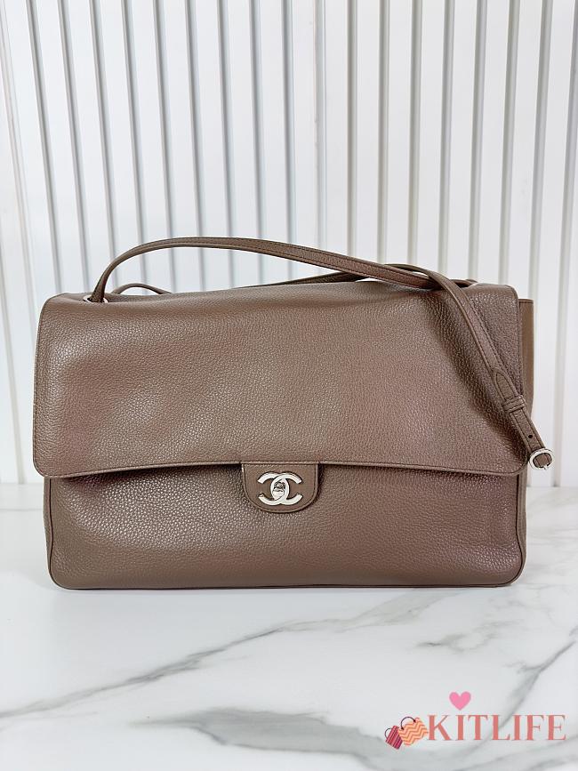 Kitlife Chanel Maxi Flap Bag Beige AS6233 26x38.5x11cm  - 1