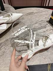 Kitlife Christian Louboutin Bombina Spikes Slingback Flats White - 2