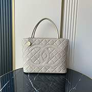 Kitlife Chanel Caviar Quilted Medallion Tote White 30x14x24cm  - 1