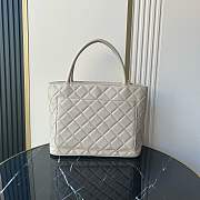 Kitlife Chanel Caviar Quilted Medallion Tote White 30x14x24cm  - 4