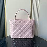 Kitlife Chanel Caviar Quilted Medallion Tote Pink 30x14x24cm - 3