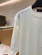 Kitlife Louis Vuitton Men Embroidered Signature T-Shirt White  - 6