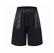 Kitlife Louis Vuitton Men Shorts With Technical Signature Black - 1