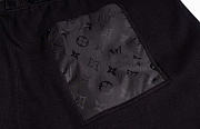 Kitlife Louis Vuitton Men Shorts With Technical Signature Black - 4