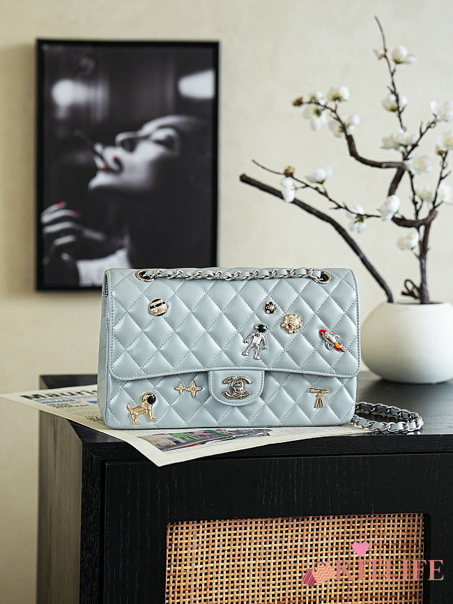 Kitlife Chanel Classic Flap Bag Light Blue Sheepskin, Glass Enamel, Gemstones, Silver &  Gold-colored metals 15.5x25.5x6.5cm - 1
