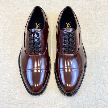Kitlife Louis Vuitton Men Oxford Shoes Dark Brown Shiny Leather 