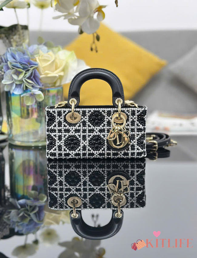 Kitlife Dior Lady D-Joy Mini Embroidered Crystal Black Beads Bag 16x9x5cm - 1