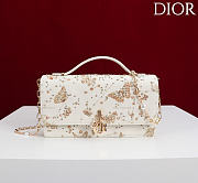 Kitlife Dior Embroidered Butterfly Bag Bag White 21x11.5x4cm - 1