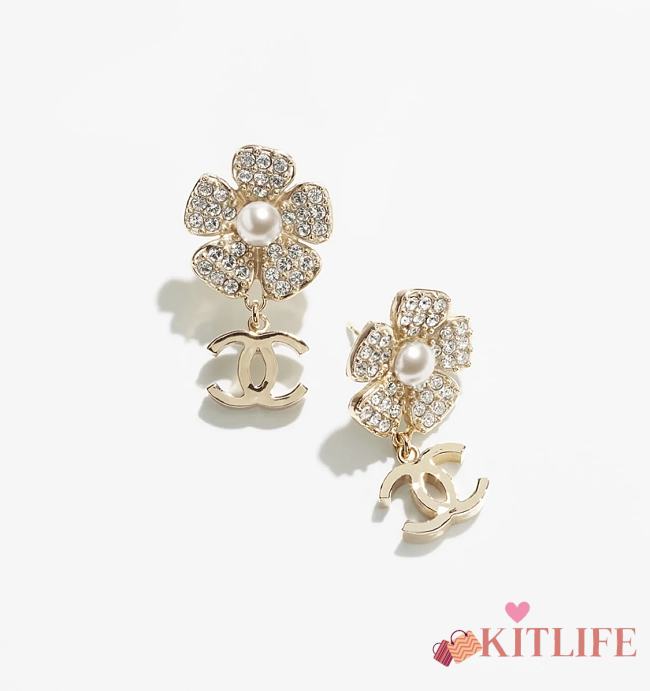 Kitlife Chanel Faux Pearl & Strass CC Flower Drop Earrings  - 1