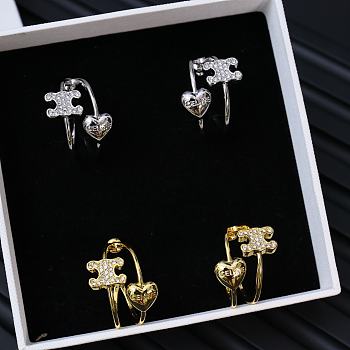 Kitlife Celine Arc de Triomphe Asymmetrical Heart Earrings Silver / Gold