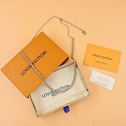 Kitlife Louis Vuitton Silver Small Bead Letter Pendant Necklace - 4