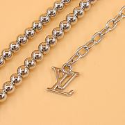 Kitlife Louis Vuitton Silver Small Bead Letter Pendant Necklace - 2