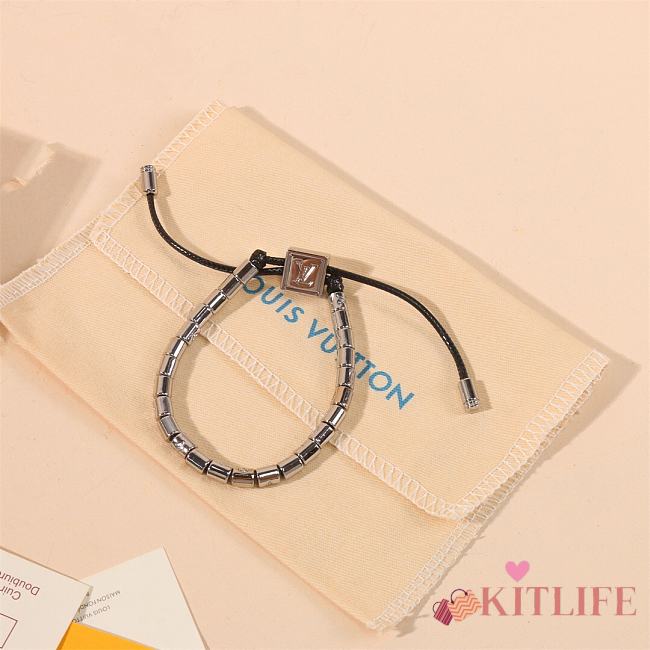 Kitlife Louis Vuitton Metal Resin LV Sunrise Bead Bracelet Black & Silver - 1