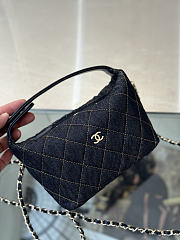 Kitlife Chanel Dark Blue Denim Quilted Hobo Clutch With Chain 21x19x6cm - 4