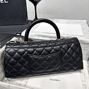 Kitlife Chanel 26P Horizontal Coco Handle Bag Black 32cm  - 3