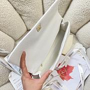 Kitlife Chanel 26P Horizontal Coco Handle Bag White 32cm  - 5