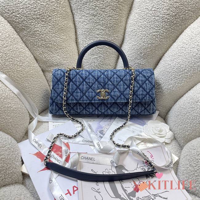 Kitlife Chanel 26P Horizontal Coco Handle Bag Blue Denim 32cm  - 1