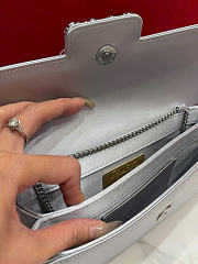 Kitlife Roger Vivier Satin Efflorescence Envelope Clutch Bag Silver 24x3x13cm  - 5