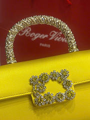 Kitlife Roger Vivier Jewel Efflorescence Mini Bag In Yellow Satin 24x3x13cm  - 2