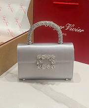 Kitlife Roger Vivier Jewel Efflorescence Mini Bag In Silver Satin 24x3x13cm  - 1