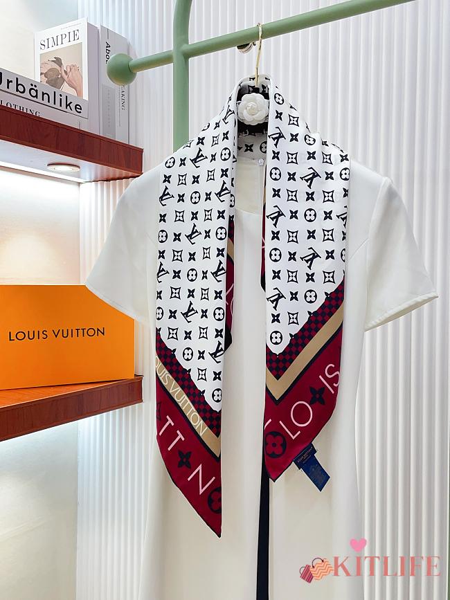 Kitlife Louis Vuitton Monogram Pattern Silk Scarf White & Red 90x90cm  - 1