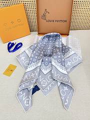 Kitlife Louis Vuitton Monogram Pattern Silk Scarf White & Grey 90x90cm  - 4