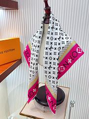 Kitlife Louis Vuitton Monogram Pattern Silk Scarf White & Pink 90x90cm - 5