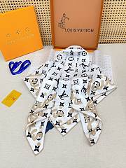 Kitlife Louis Vuitton Alphabet Combination Square Scarf White & Black 90x90cm  - 5