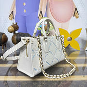 Kitlife Louis Vuitton Onthego East West Bag Cream & Blue M29487 25x13x10cm - 6
