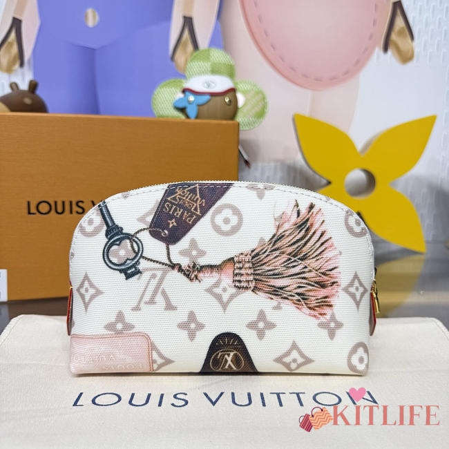 Kitlife Louis Vuitton Pochette Cosmétique PM Bag Flight Mode M28956 19x12x6cm - 1