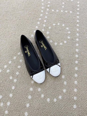 Kitlife Chanel Classic Ballet Flats Shoes Black & White