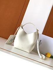 Kitlife Celine Small Hobo Bag In White Supple Smooth Calfskin 10133 18x31x6cm  - 1