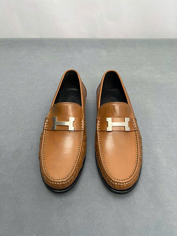 Kitlife Hermes Destin Loafers Brown With Silver Hardware 