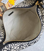 Kitlife Loewe Cubi Bag in Anagram Black & White Jacquard and Calfskin 27x21x16.5cm - 3