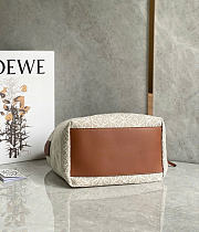 Kitlife Loewe Cubi Bag in Anagram White & Brown Jacquard and Calfskin 27x21x16.5cm  - 5